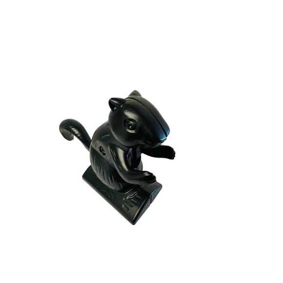 Vintage Black Aluminum Metal Squirrel Holiday Nut Cracker 5 1/2" x 8" - Picture 2 of 9